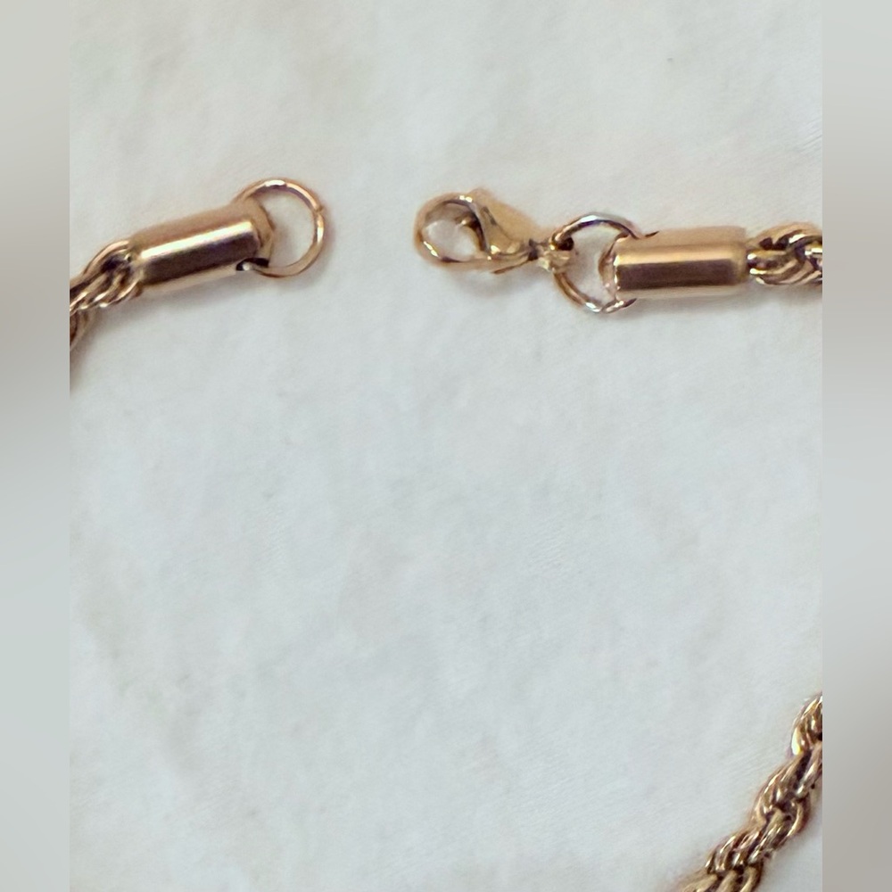 Gold Rope Chain Bracelet - Picture 2 of 2